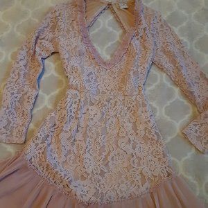 Selfie Leslie Skater mini dress open back size small